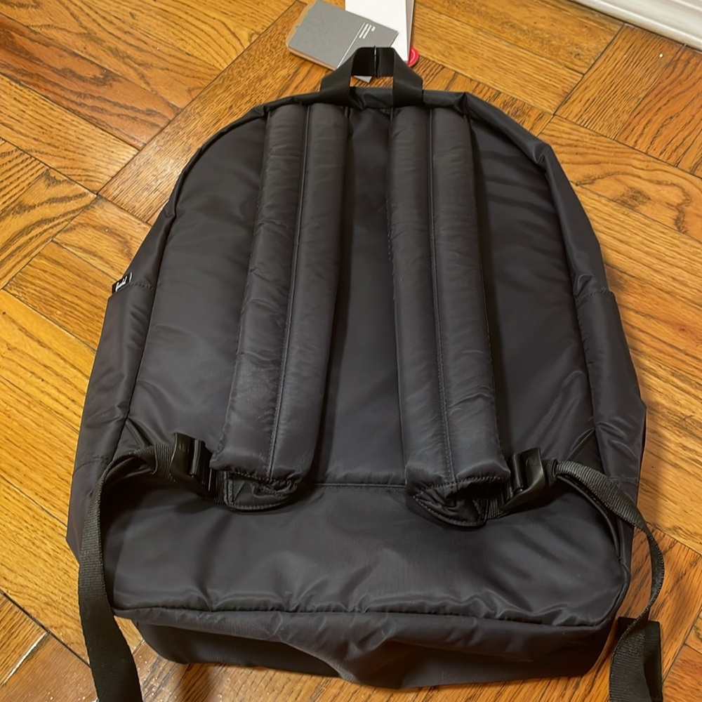 NWT Herschel Black Nylon Heritage Backpack 21.5L - Picture 6 of 16